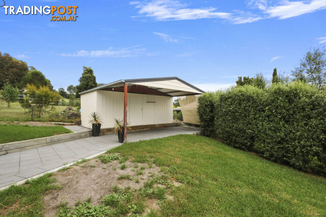 12 Neals Road METUNG VIC 3904