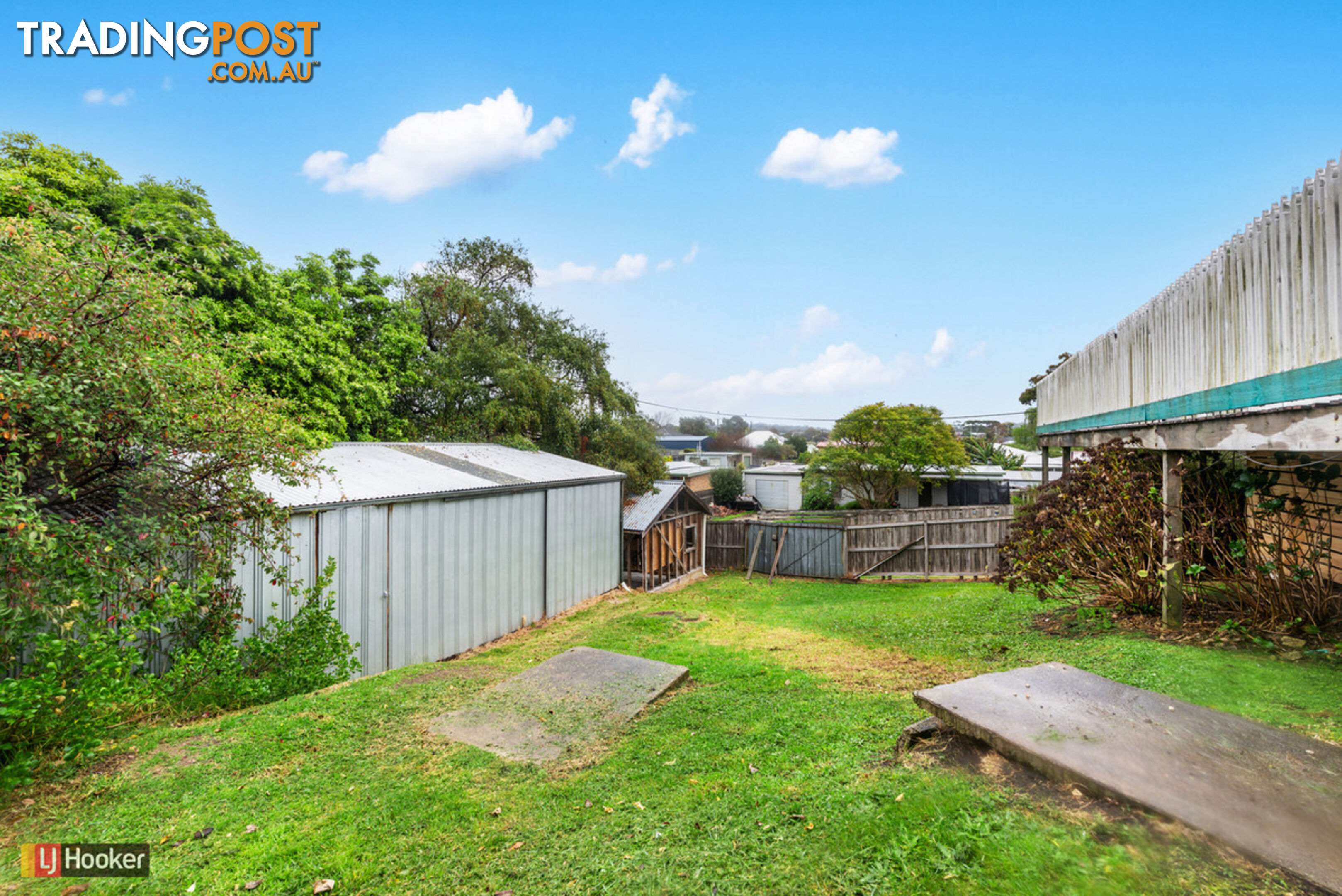 8 Sudings Road LAKES ENTRANCE VIC 3909