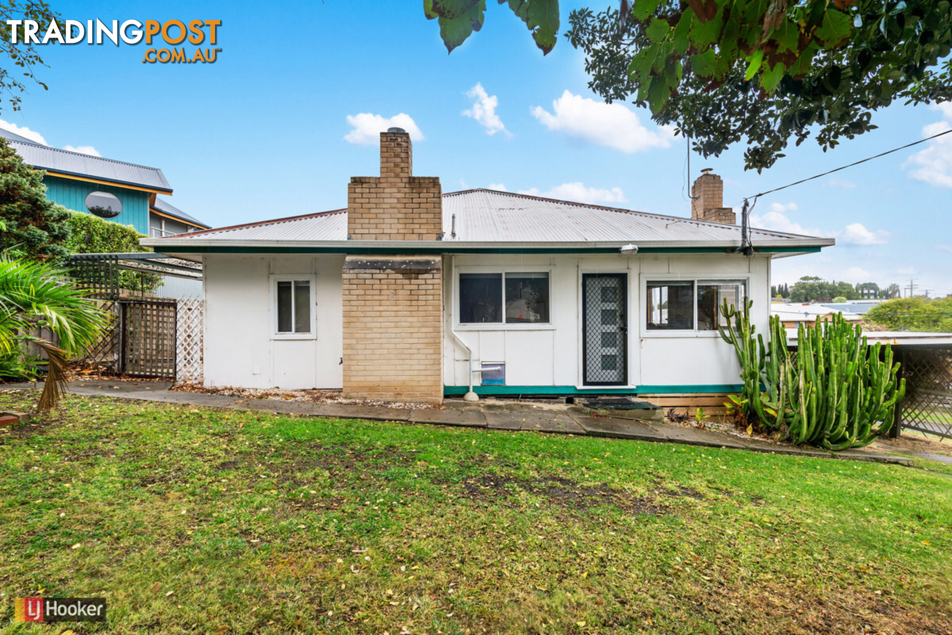 8 Sudings Road LAKES ENTRANCE VIC 3909