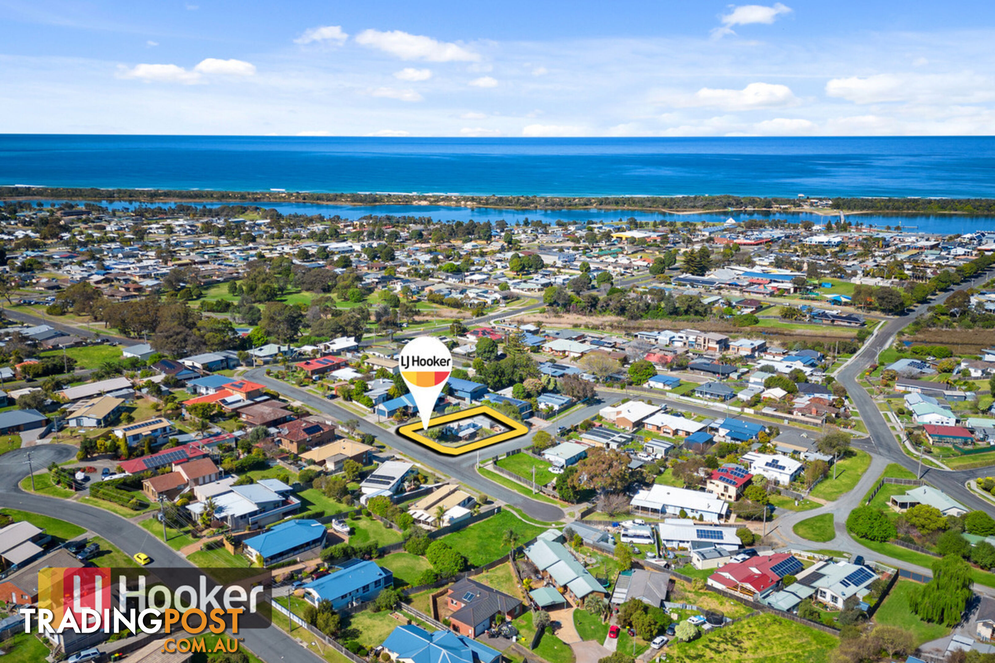 8 Sudings Road LAKES ENTRANCE VIC 3909