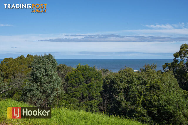 12 Alieca Rise LAKES ENTRANCE VIC 3909