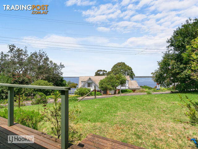 5 Lake Grove METUNG VIC 3904