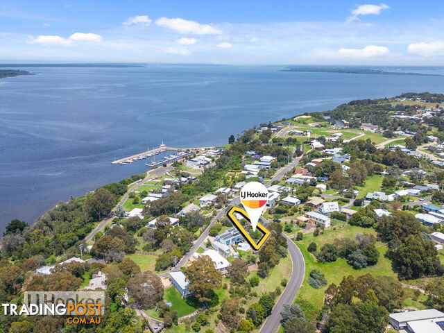 5 Lake Grove METUNG VIC 3904