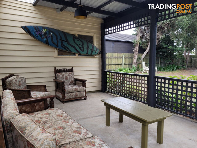 68 Roadknight Street LAKES ENTRANCE VIC 3909