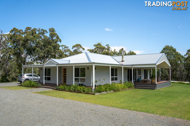 190 Baades Road LAKES ENTRANCE VIC 3909