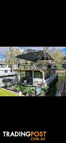 Wanted: Looking for houseboat