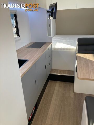 Lyfe RV19f Off-Road - DoubleÂ Bunk - photo 5 of 10