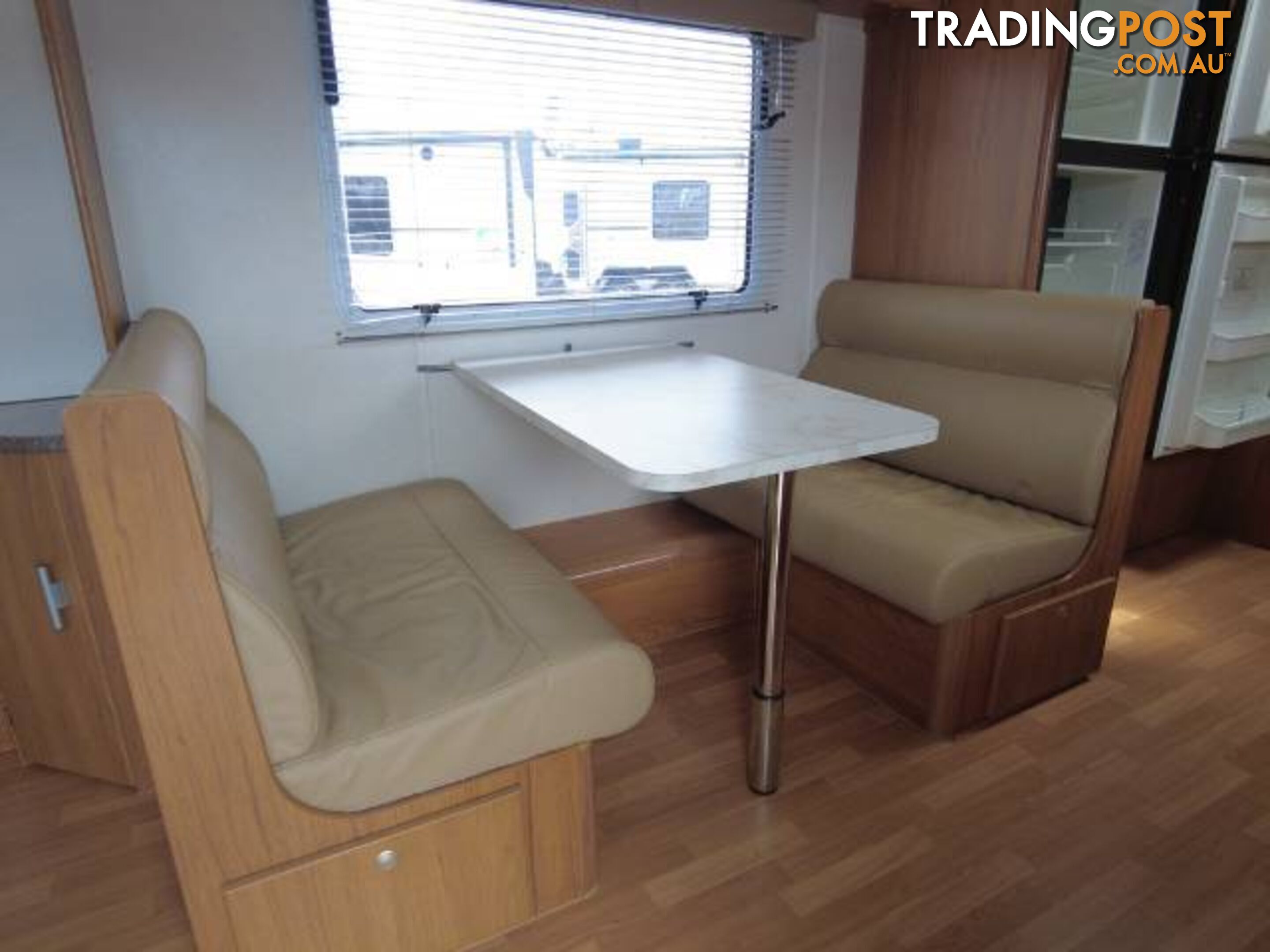 2010  JAYCO STERLING  23.72-5.10ST CARAVAN