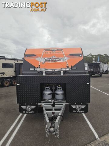 2022  JB CARAVANS DIRT ROAD XTREME  19'6 FAMI Caravan