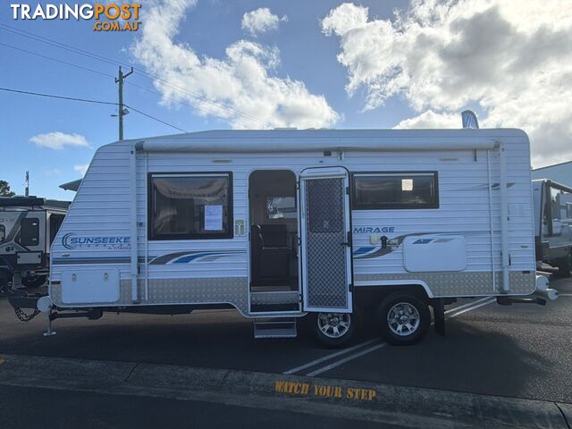 2015 TITANIUM SUNSEEKER 19 CARAVAN