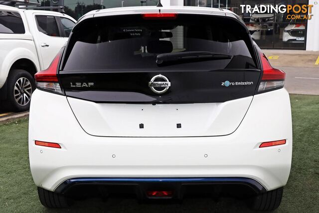 2021 NISSAN LEAF  ZE1 HATCH - photo 3 of 15