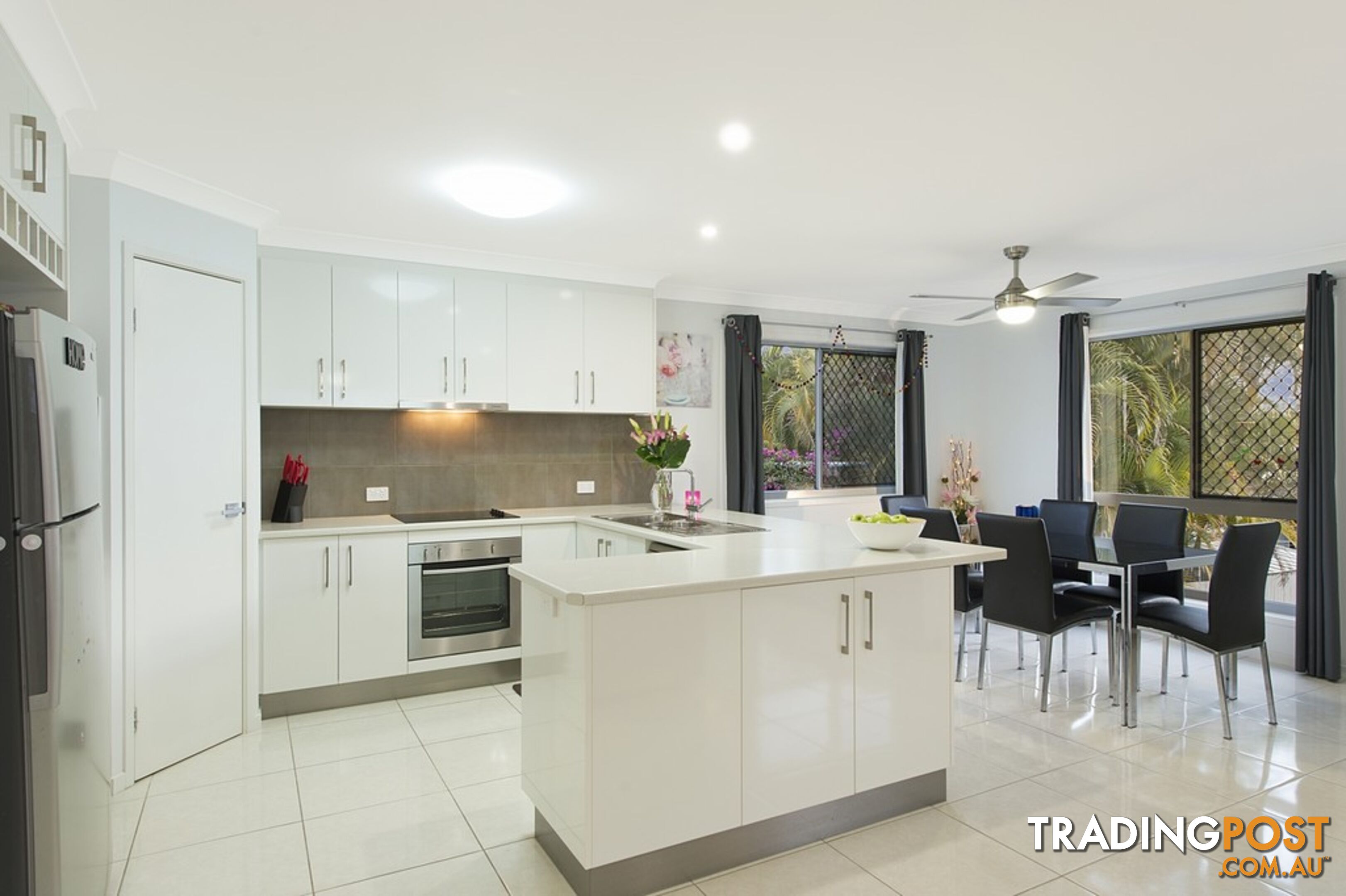 1 61 Scarborough Road REDCLIFFE QLD 4020