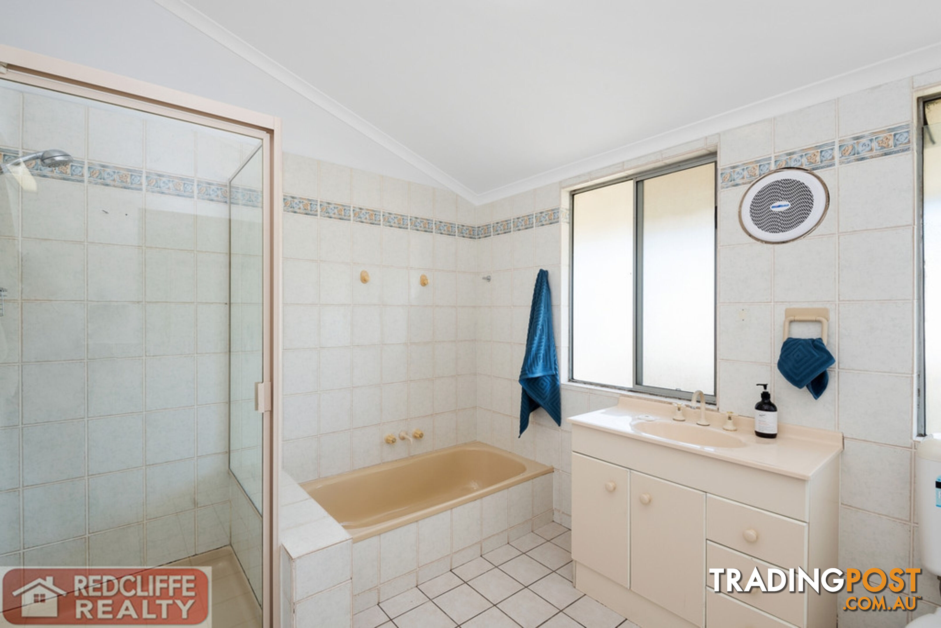 76 Hornibrook Esplanade CLONTARF QLD 4019