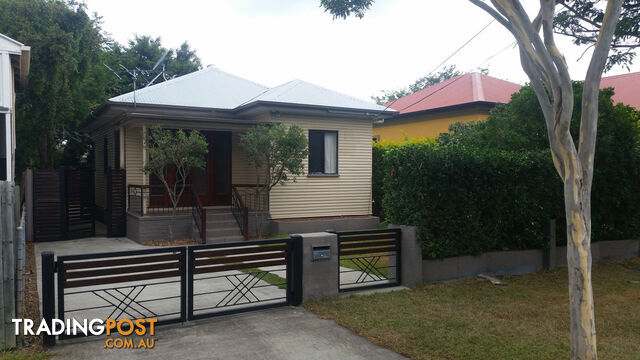 3 Frawley Street SCARBOROUGH QLD 4020