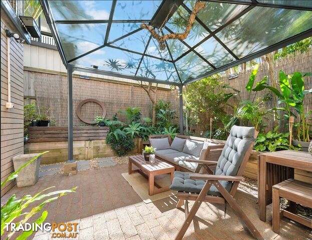 2/16 Shields Street REDCLIFFE QLD 4020