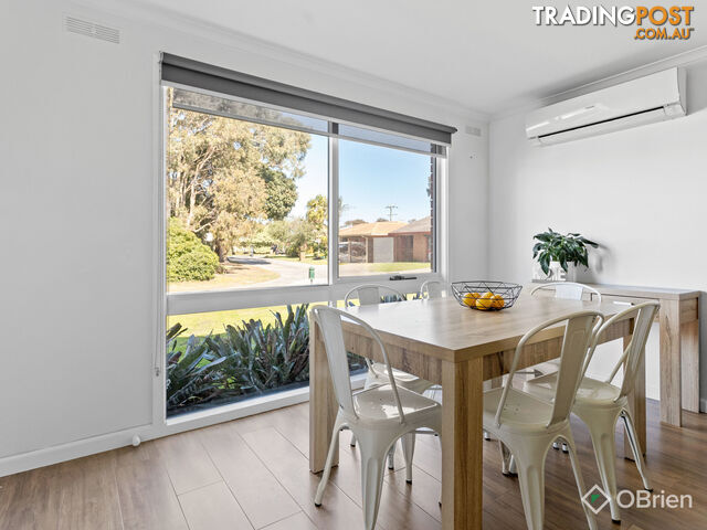 11 Village Crescent Chelsea VIC 3196