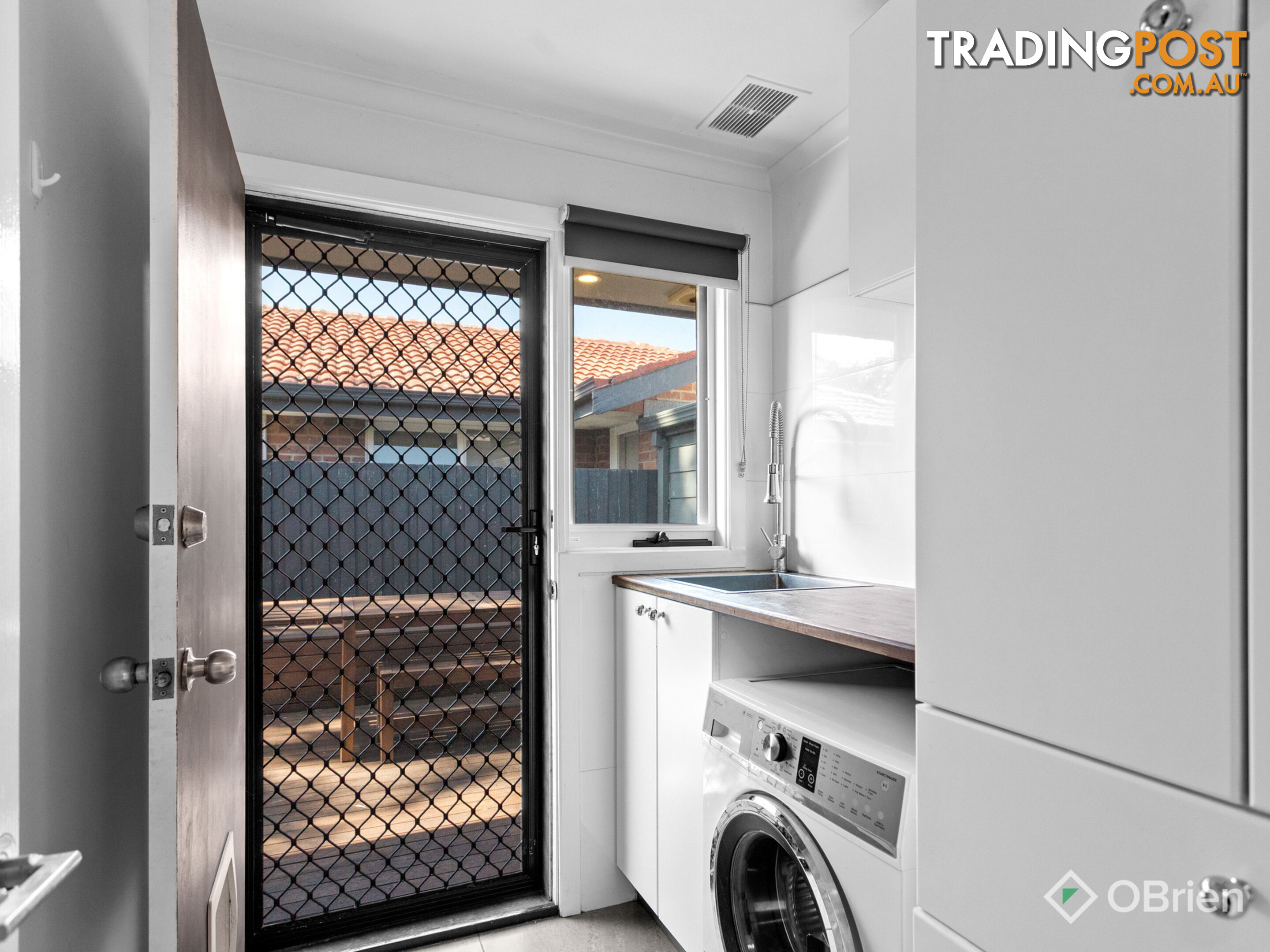 11 Village Crescent Chelsea VIC 3196