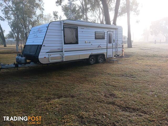 2015 Colorado Caravans pioneer 1 owner