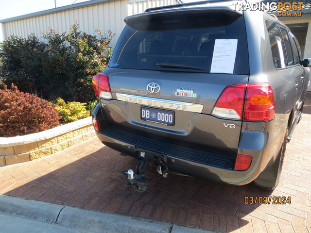 2014 Toyota Landcruiser VX Wagon Automatic