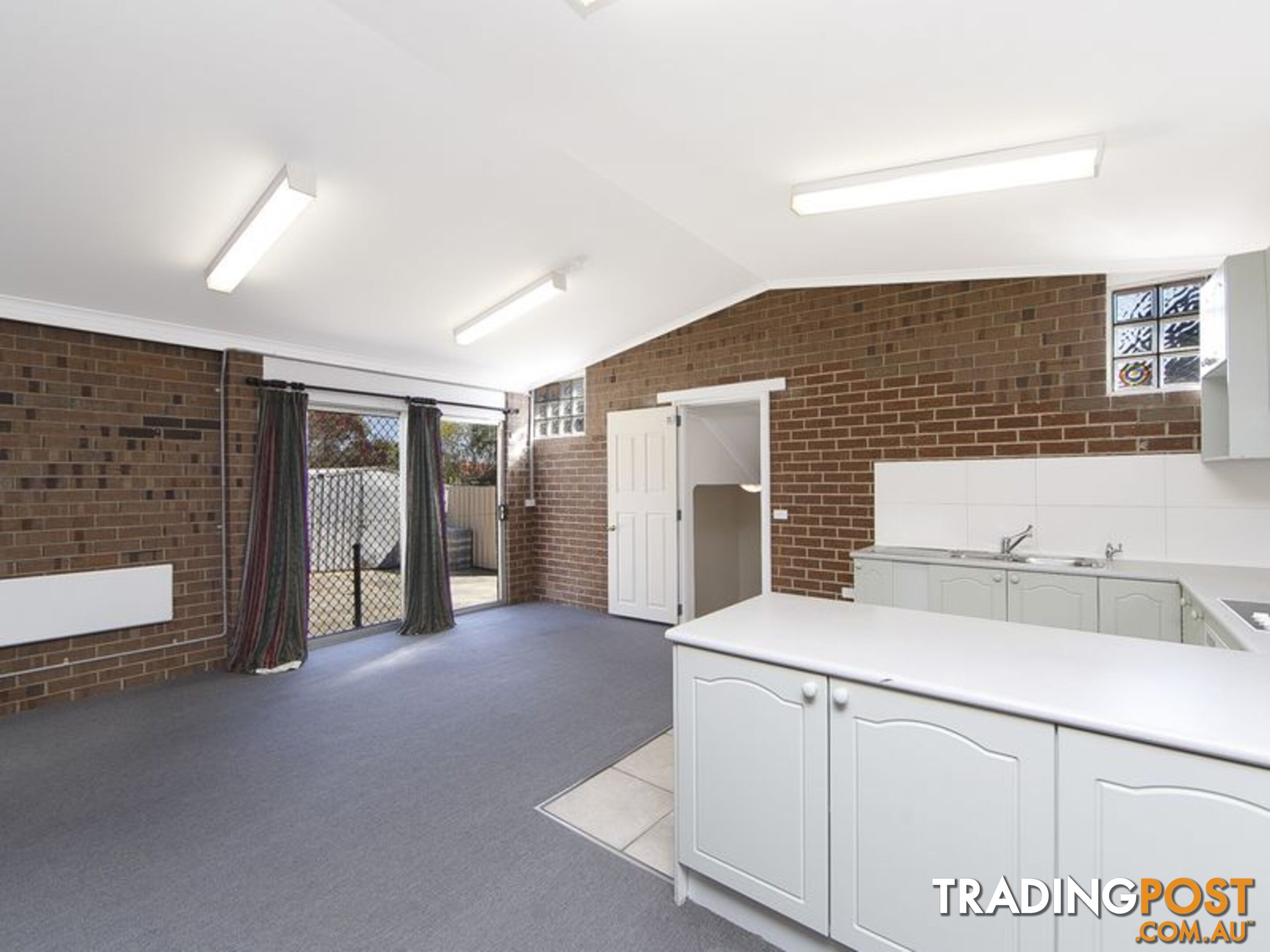 15 Greenbank Avenue QUEANBEYAN NSW 2620