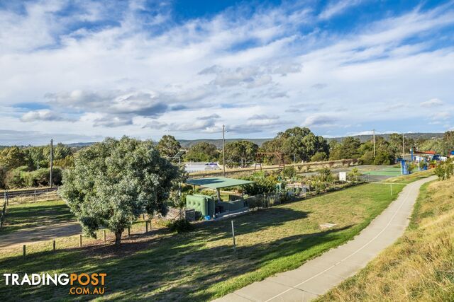 2/88 Henderson Road QUEANBEYAN NSW 2620