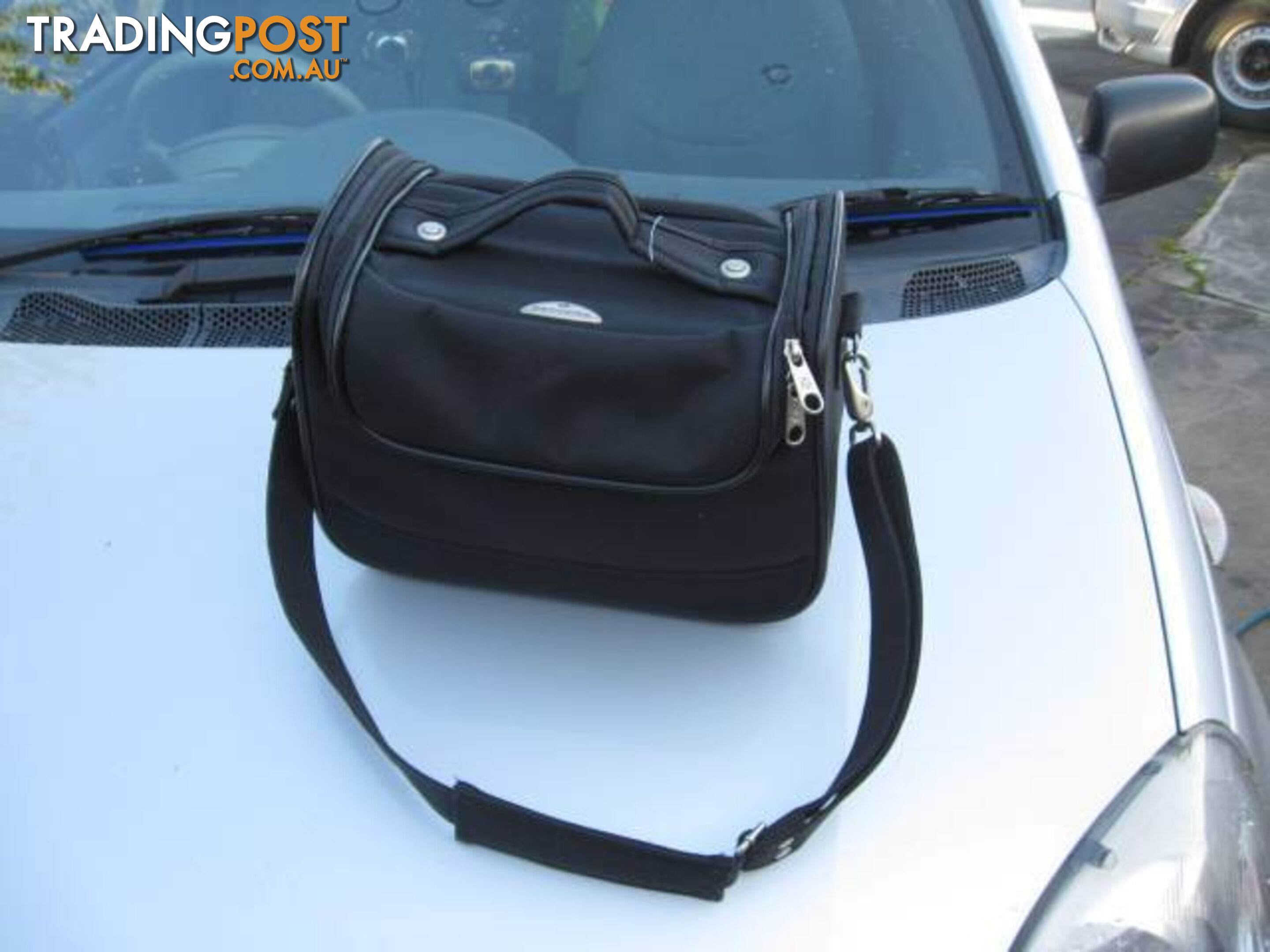 samsonite korea korean SMALL camera bag