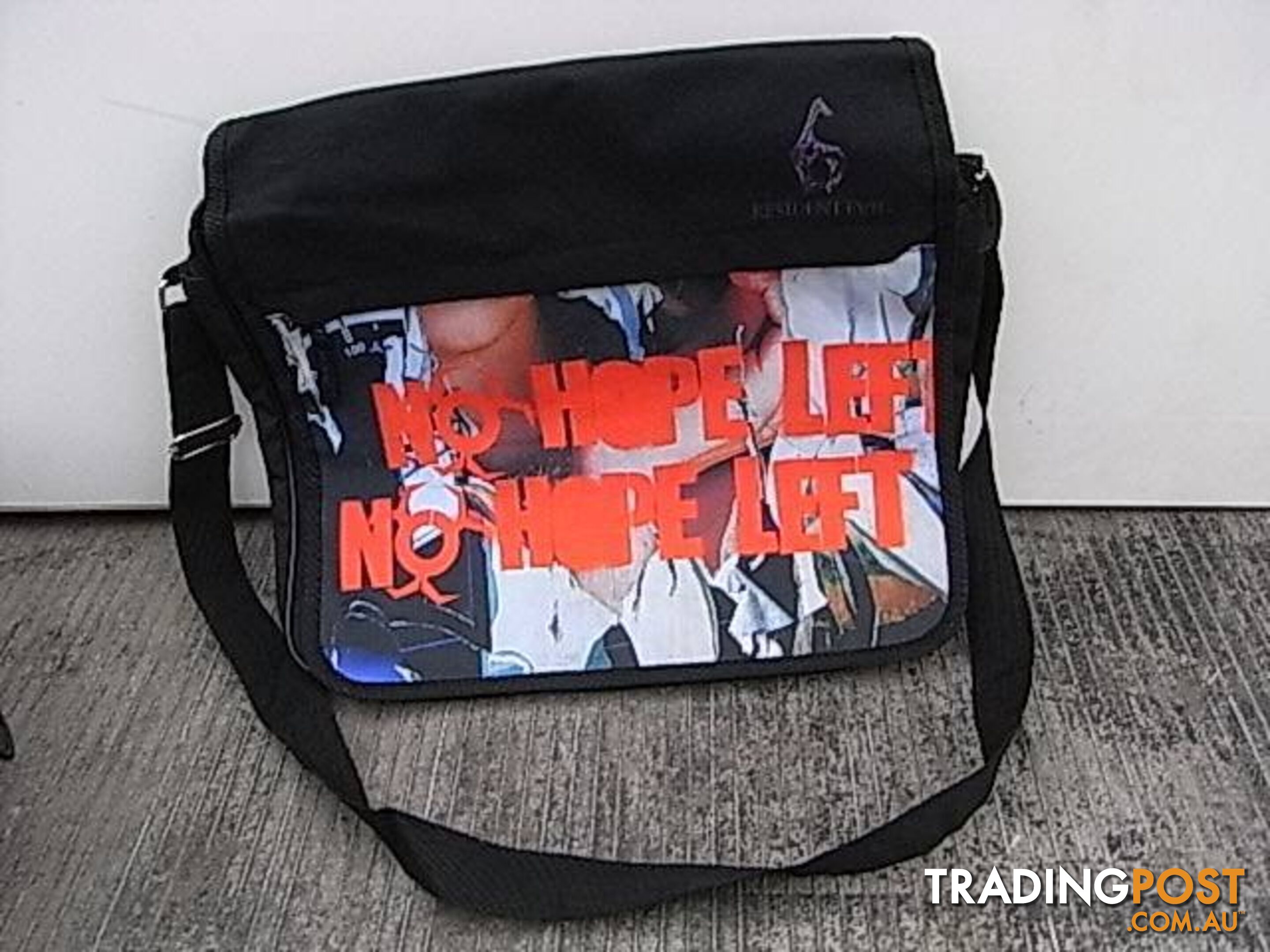 NEW RESIDENT EVIL `````````````NO HOPE LEFT```````` MESSENGER BAG