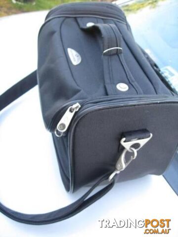 samsonite korea korean SMALL camera bag - photo 4 of 7