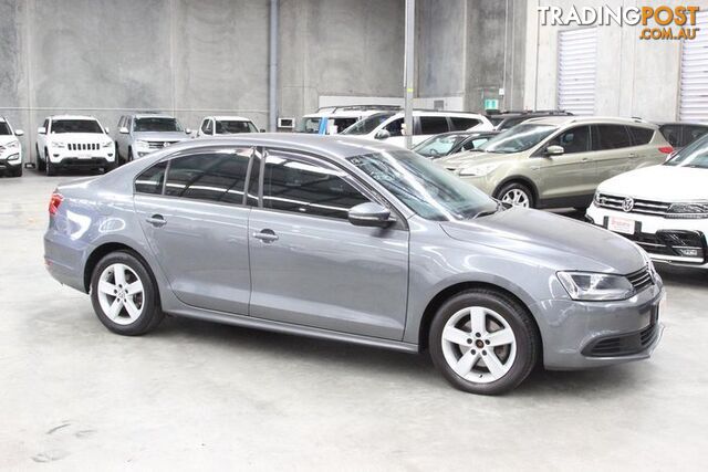 2011 VOLKSWAGEN JETTA 103TDI-COMFORTLINE 1B-MY12 SEDAN - photo 4 of 17