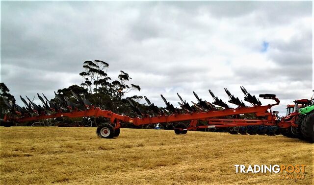 Reversible Plow 13 Furrow Greigore Besson - photo 2 of 3