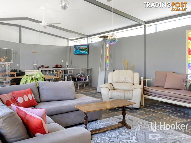 22 Raggatt Street EAST SIDE NT 0870 - photo 5 of 25