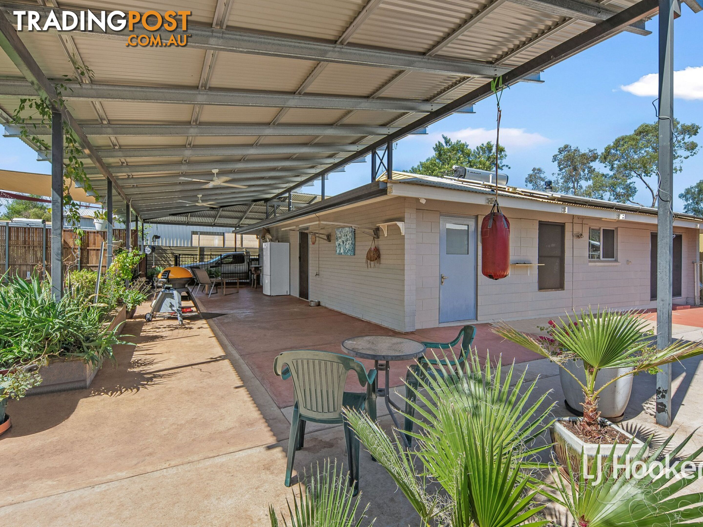 27 Spearwood Road SADADEEN NT 0870