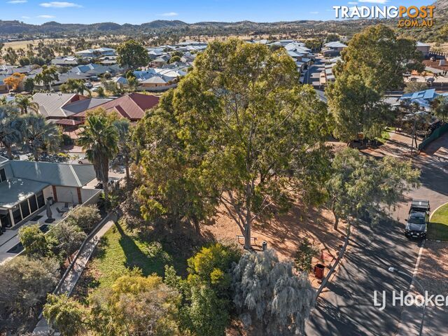 4 MacDonnell Court MOUNT JOHNS NT 0874