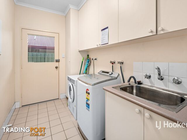 4 MacDonnell Court MOUNT JOHNS NT 0874