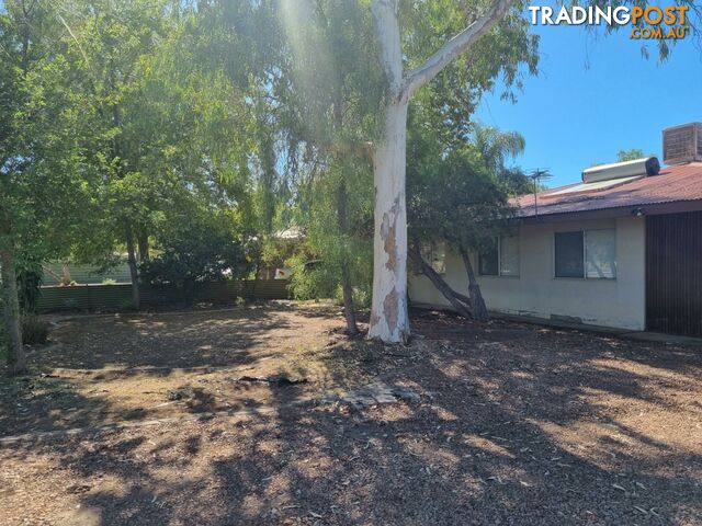 83 Spearwood Road SADADEEN NT 0870