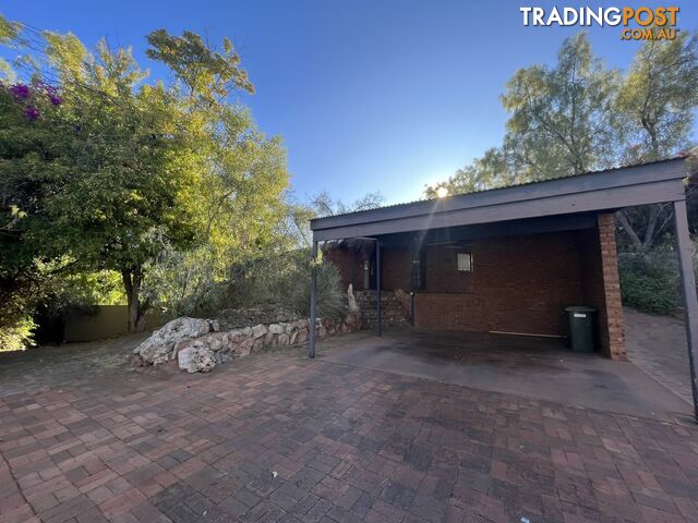 7 Griffiths Place ARALUEN NT 0870