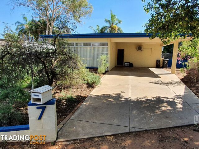 7 Roberts Crescent GILLEN NT 0870