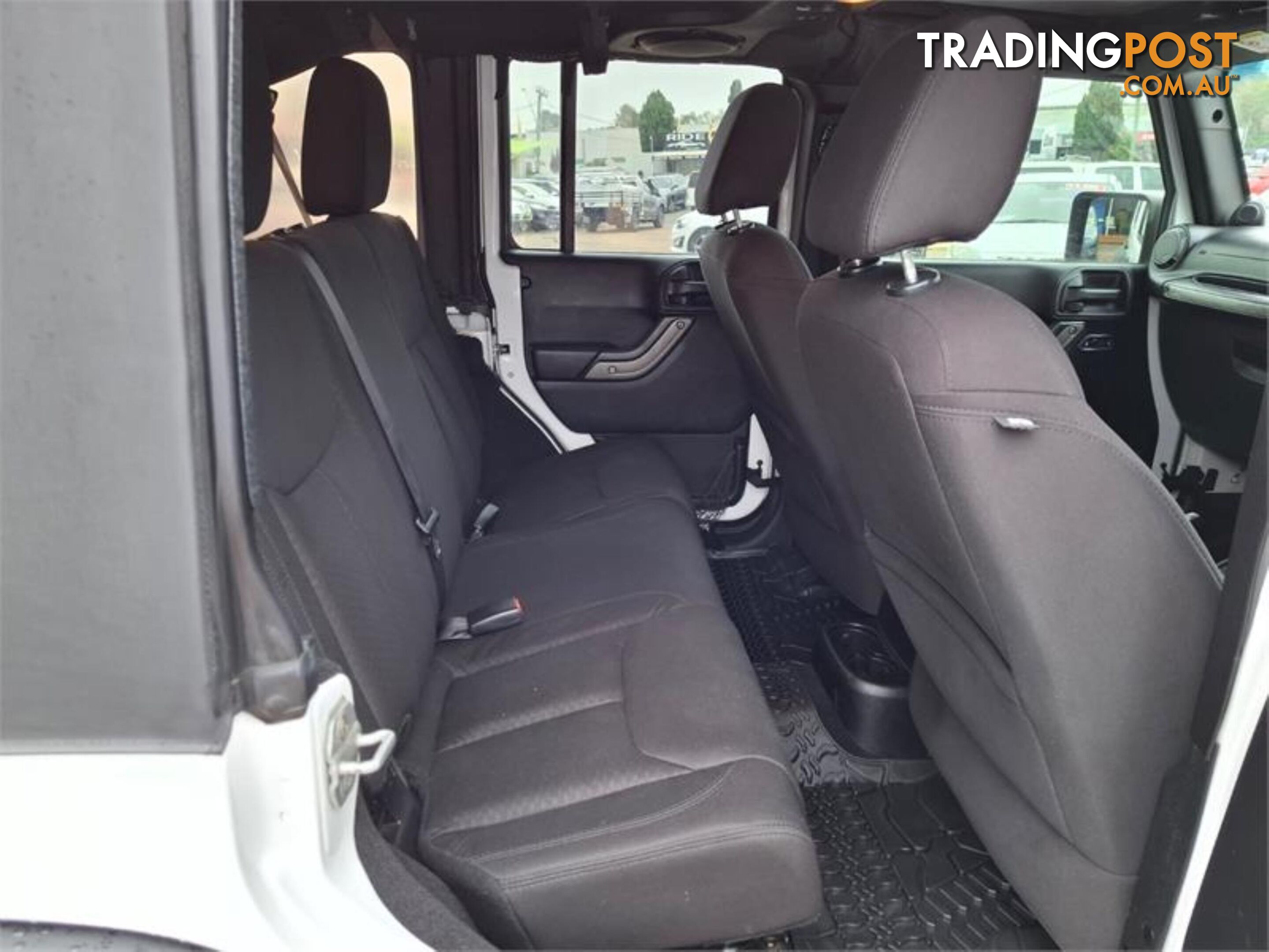 2013 JEEP WRANGLER UNLIMITEDSPORT JKMY2014 SOFTTOP