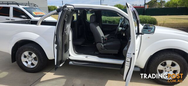 2013 Nissan Navara D40 KING CAB ST-X 4X4 Ute Manual