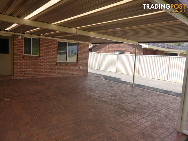 1 Lockheed Circuit ST CLAIR NSW 2759