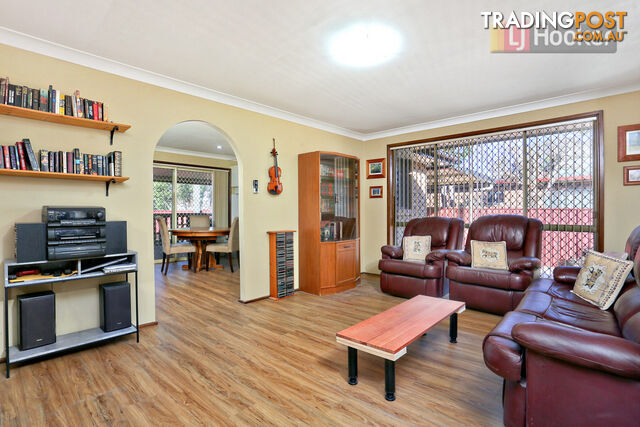 10 Caines Crescent ST MARYS NSW 2760