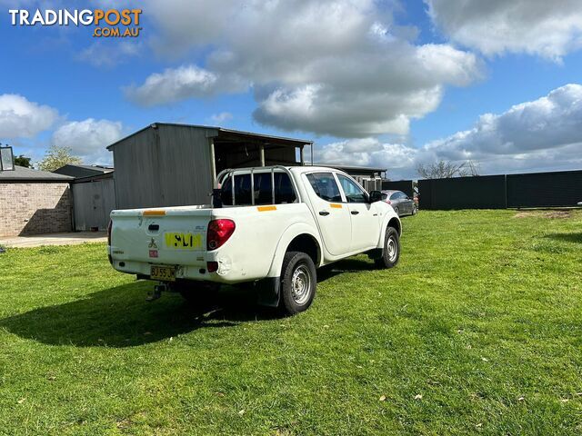 2011 Mitsubishi Triton Mn Ute Manual