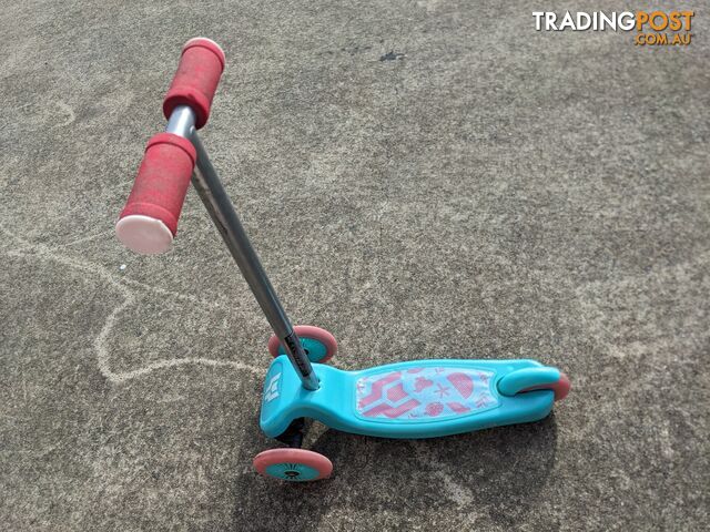 Rebelsport Toddler Scooter