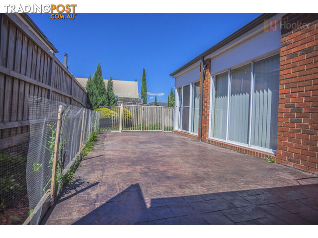 4 Peasholm Corner CRAIGIEBURN VIC 3064