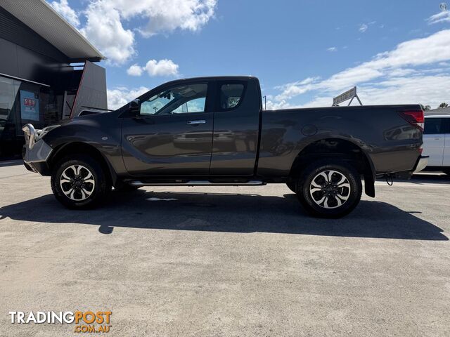 2016 MAZDA BT-50 XTR URMANUAL4X4DUALCAB UTE - photo 4 of 24