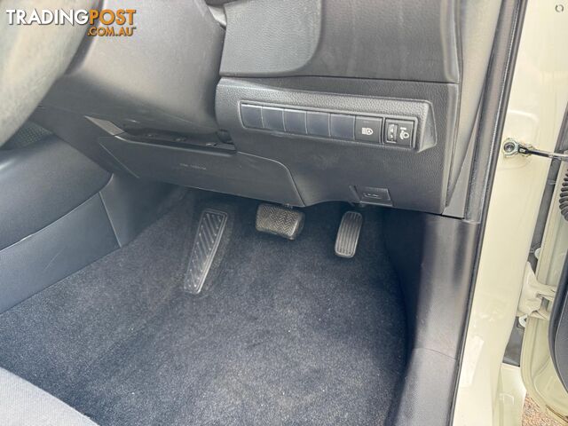 2020 TOYOTA COROLLA ASCENT SPORT HYBRID AUTO HATCH - photo 4 of 27