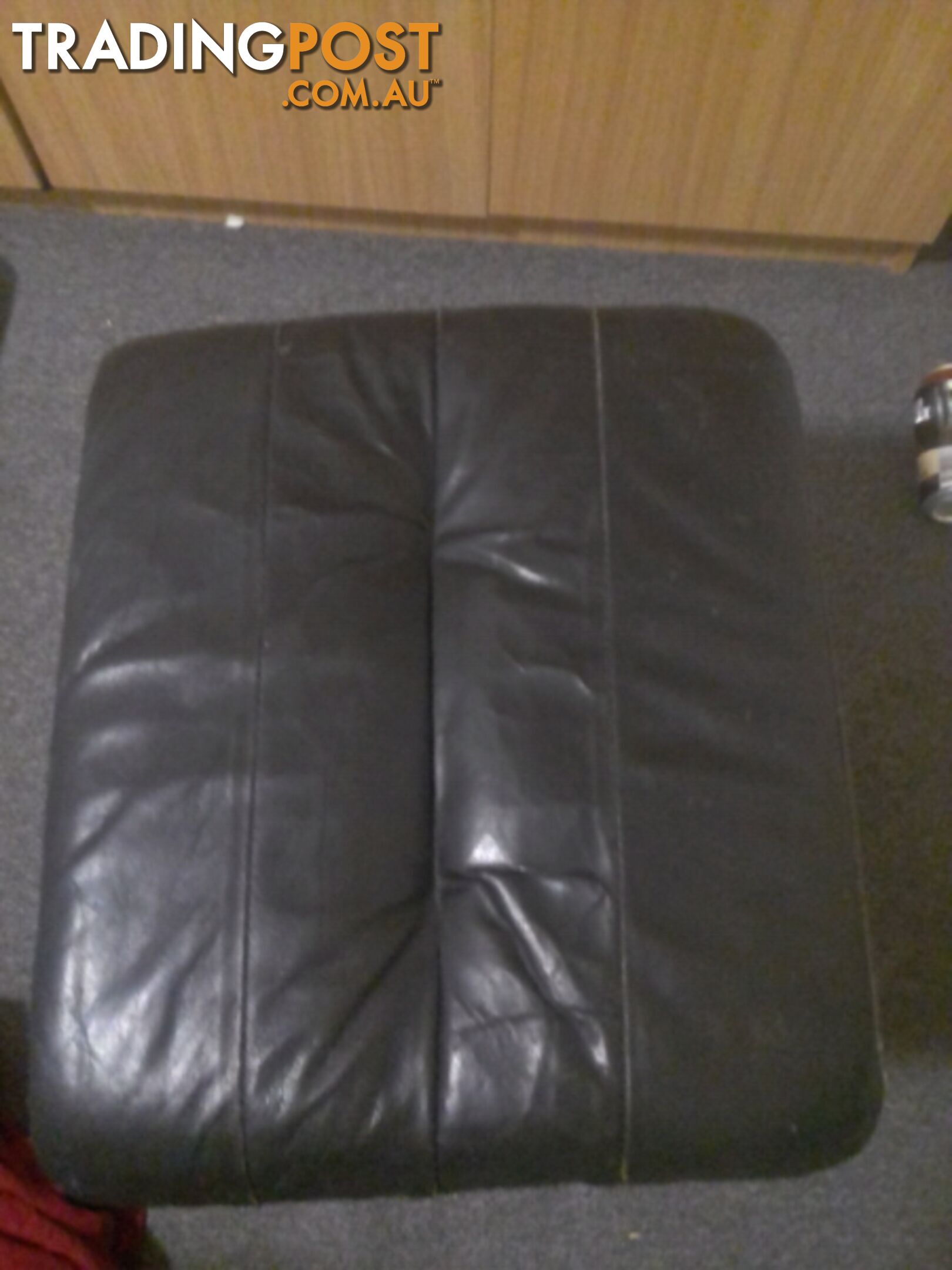 Leather foot rest steal frame. excellent condition $25ono