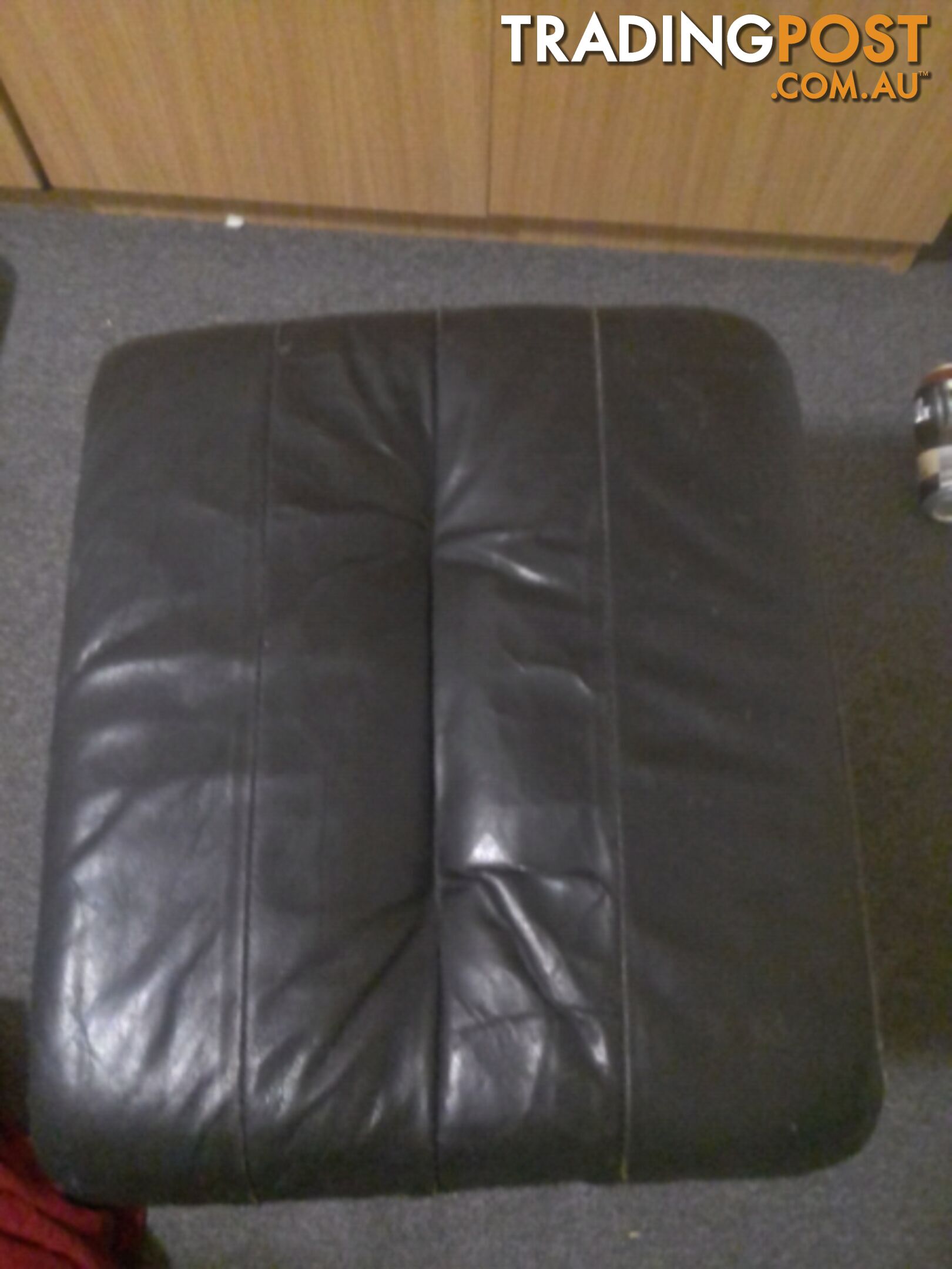 Leather foot rest steal frame. excellent condition $25ono