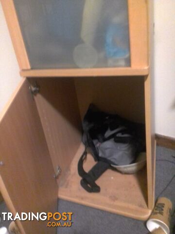 corner cupboard wardrobe cabniet glass door chipboard $35ono