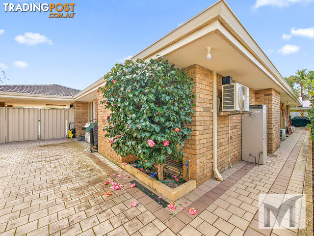 4 Dixey Court LEEMING WA 6149